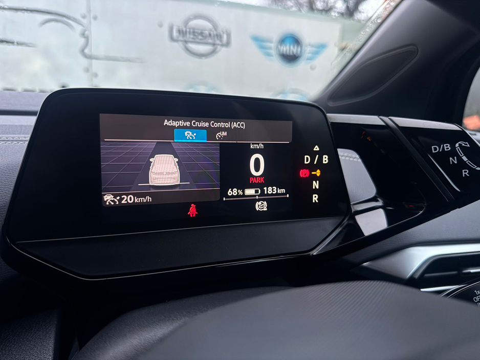 2023 Volkswagen ID.4 PRO 128 KW LIFE DX 77KWH 174BHP 5 €25,800