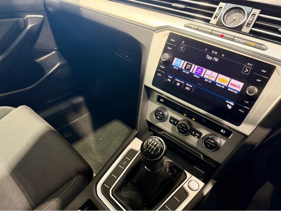 2019 Volkswagen Passat CL 2.0 TDI MANUAL 6SPEED FWD 150HP 4DR