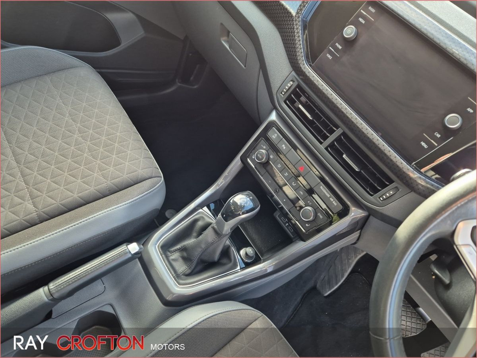 2021 Volkswagen T-Cross - image 9