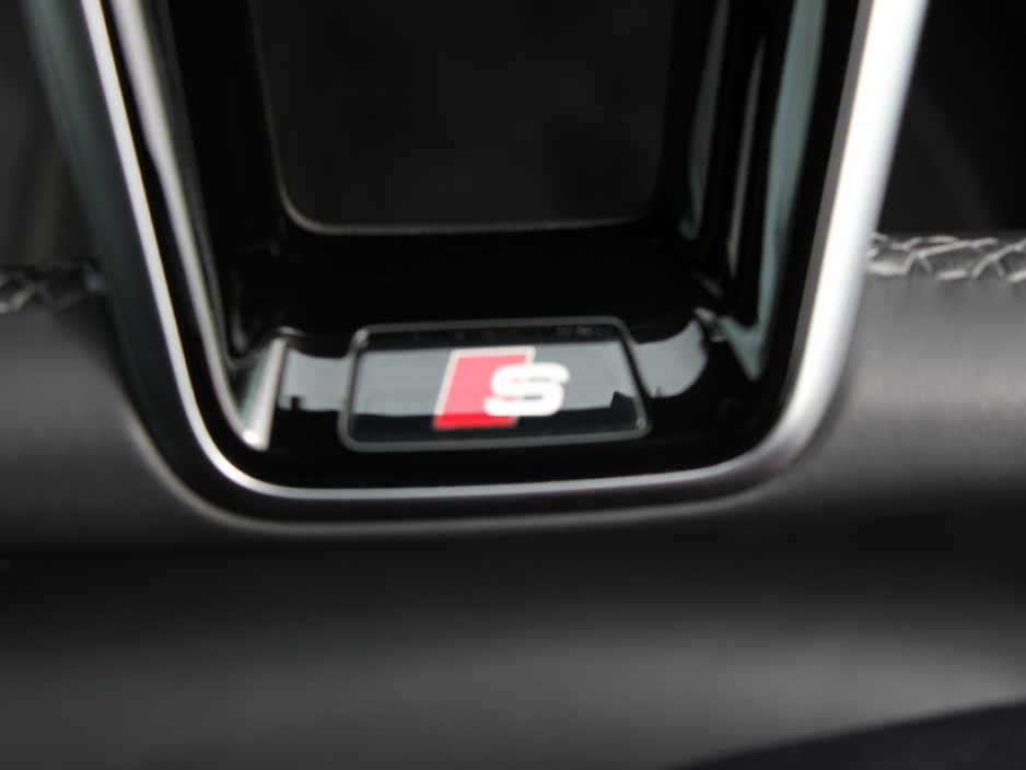 2022 Audi A6 Quattro Black Edition * Valcona Leather €50,950