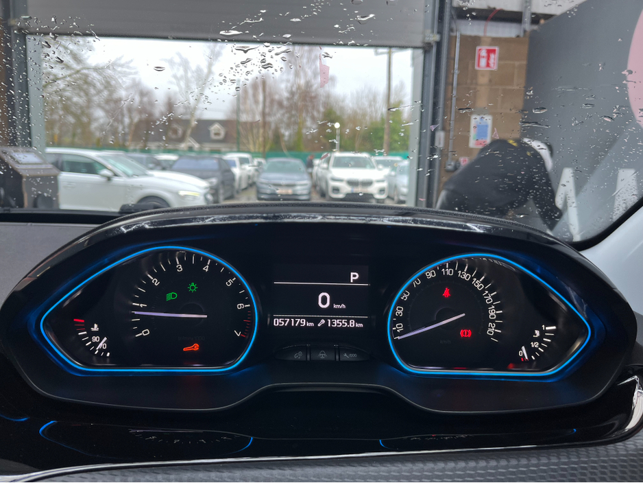 2017 Peugeot 2008 €12950! 2017 PEUGEOT 2008 CROSS CITY 1.2 AUTOMATIC €12,950