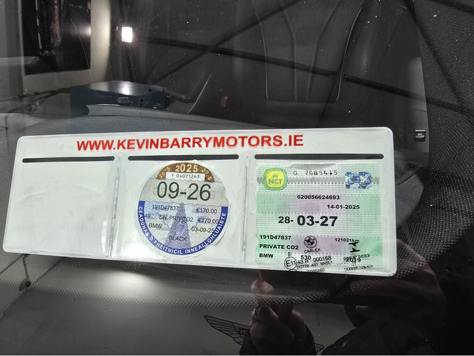 2019 BMW 5 Series - image 35