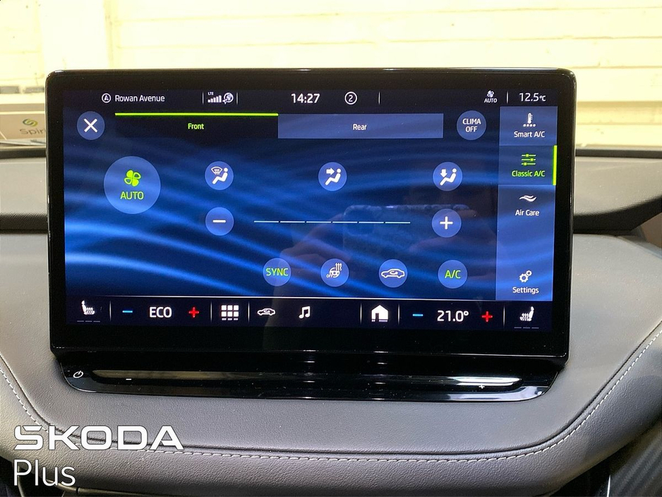 2023 Skoda Enyaq - image 16