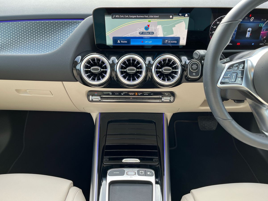 2025 Mercedes-Benz GLA Class - image 11