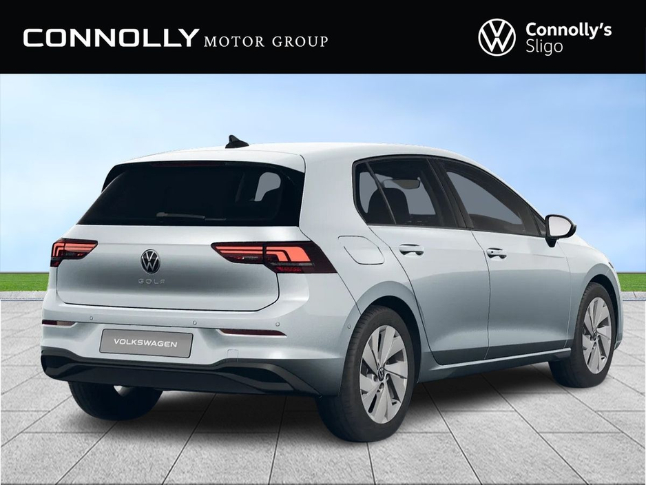 2026 Volkswagen Golf - image 2