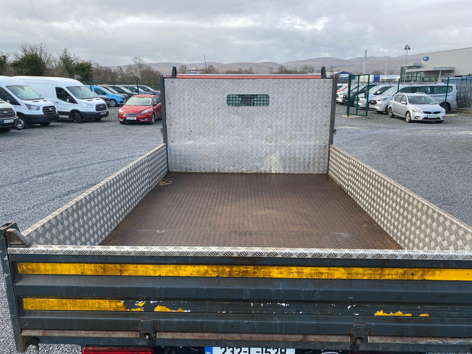 2023 Ford Transit - image 7