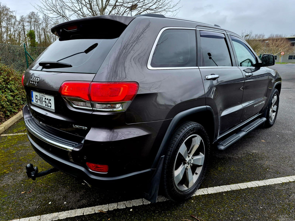 2015 Jeep Cherokee  €12,999