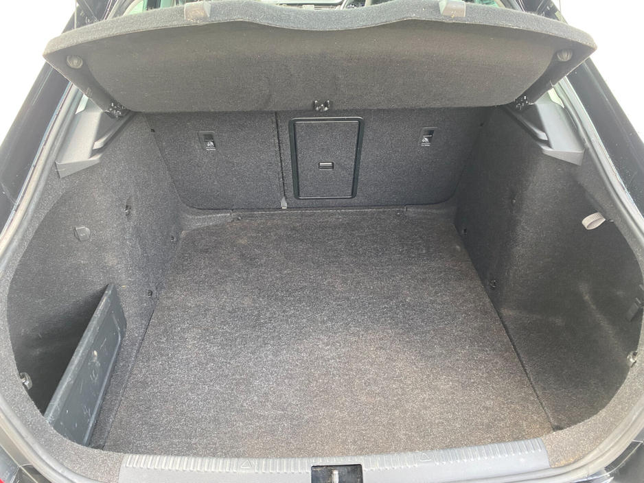 2019 Skoda Octavia - image 10