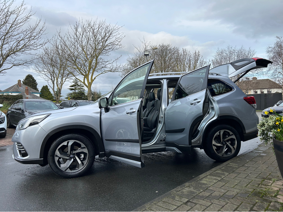 2023 Subaru Forester - image 7