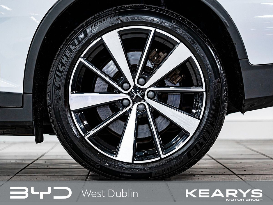 2022 Polestar 2 - image 24