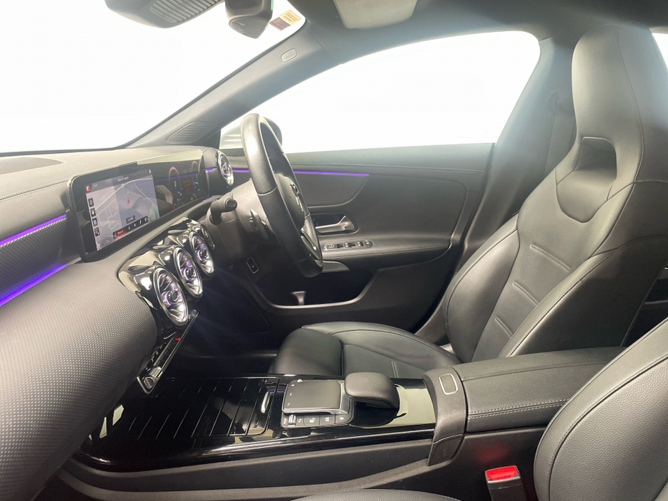 2022 Mercedes-Benz CLA Class - image 6