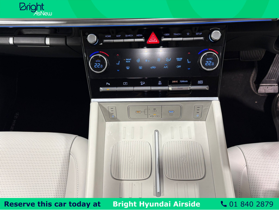 2025 Hyundai Santa Fe PHEV PREMIUM €64,950