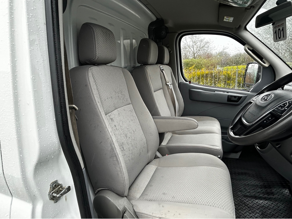 2020 LDV V80 - image 6