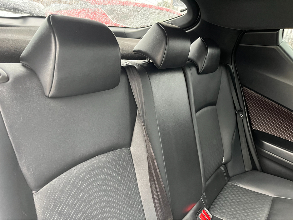 2019 Toyota C-HR 1.8 HYBRID AUTO LOW KM FULL LEATHER €19,950