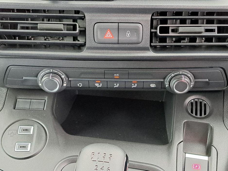 2026 Opel Combo - image 29