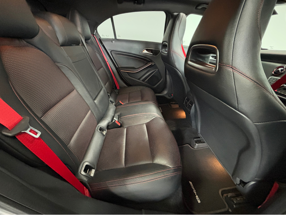 2015 Mercedes-Benz A Class - image 13