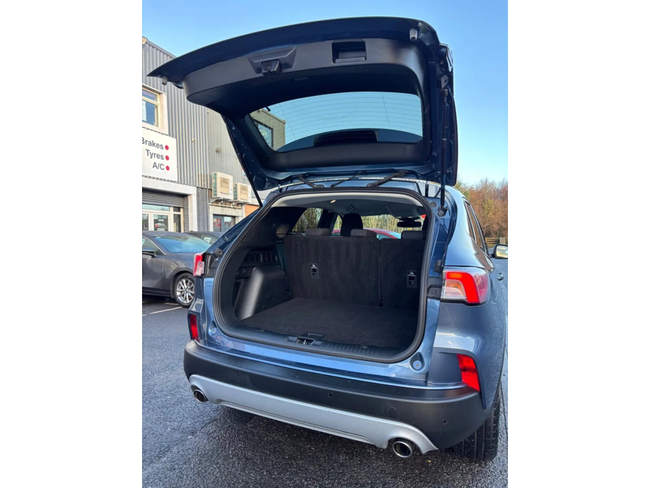 2023 Ford Kuga 2.5 Duratec 225PS PHEV Titanium Auto €22,500