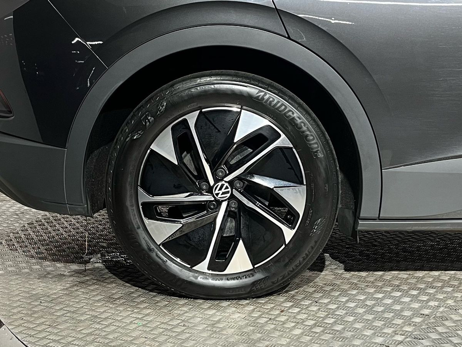 2022 Volkswagen ID.4 Life 77kWh 204HP - Parking Sensors - Sat Nav - Climate Control - Heated Seats - Keyless Seats - Apple CarPlay/Android Auto €23,950