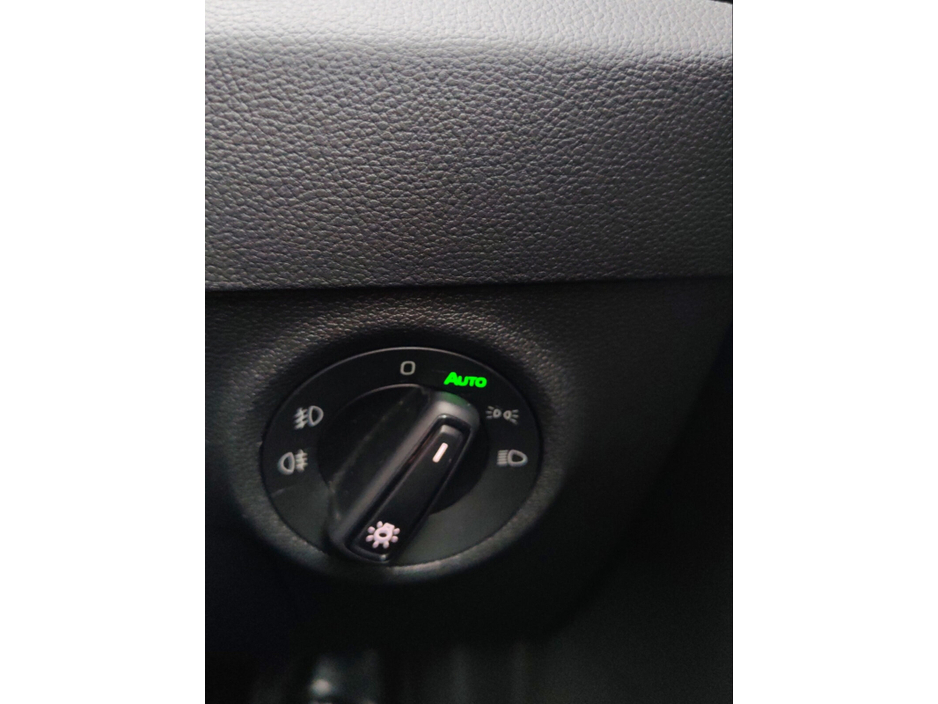 2021 Skoda Karoq 2.0TDI 115HP Ambition €24,950