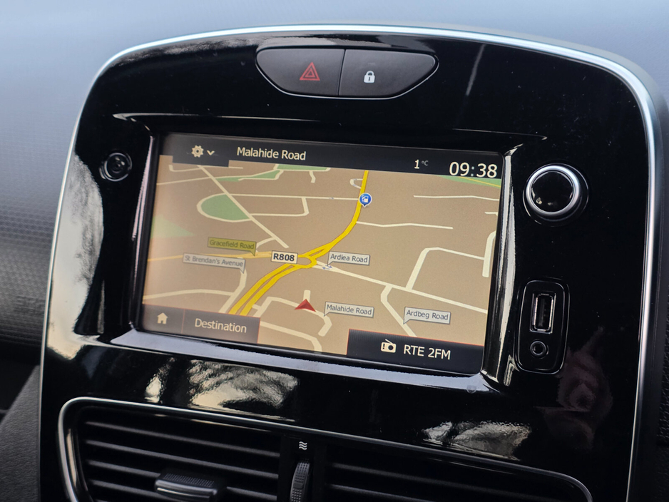 2017 Renault Clio 1.2 16V 75 DYNAMIQUE NAV €9,995