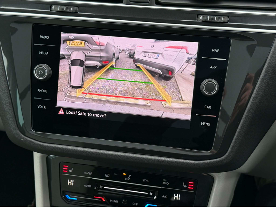 2023 Volkswagen Tiguan ELEGANCE 2.0 TDI MANUAL 6SPEED FWD 150BHP €39,450