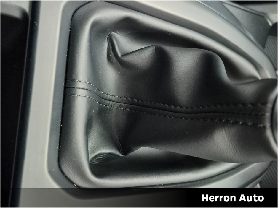 2026 Kia K4 - image 13