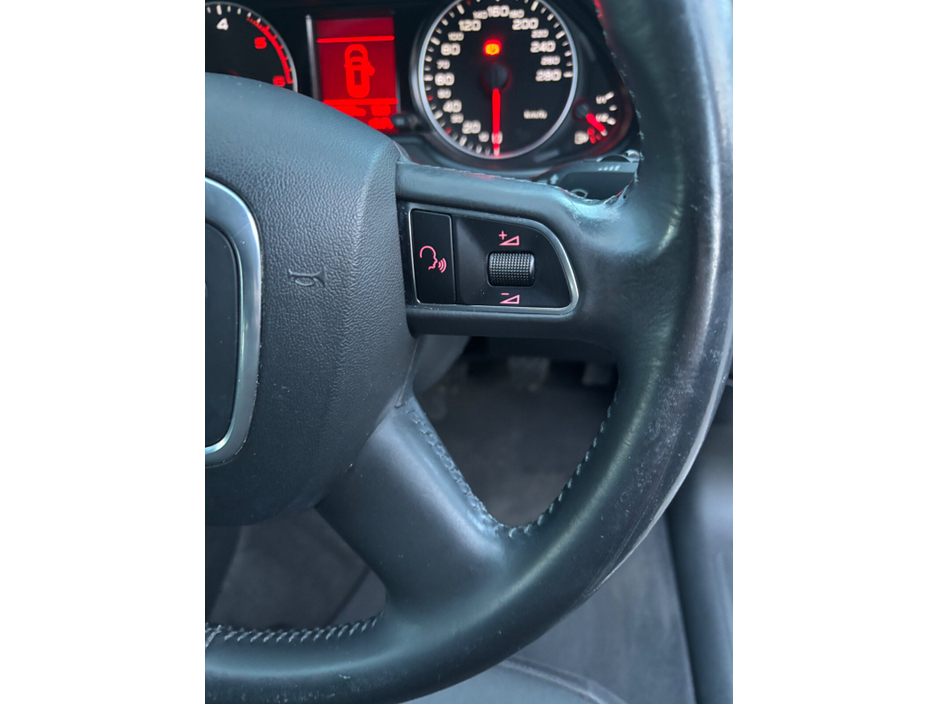 2011 Audi Q5 - image 24