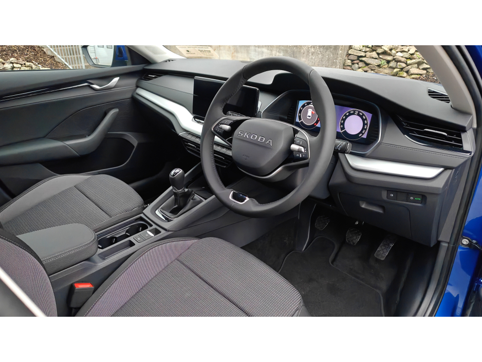 2026 Skoda Octavia COMBI SELECTION 2.0 TDI 115 BHP- NEW CAR WITH DELIVERY MILEAGE AND FACTORY WARRANTY-GREAT SAVING €37,950