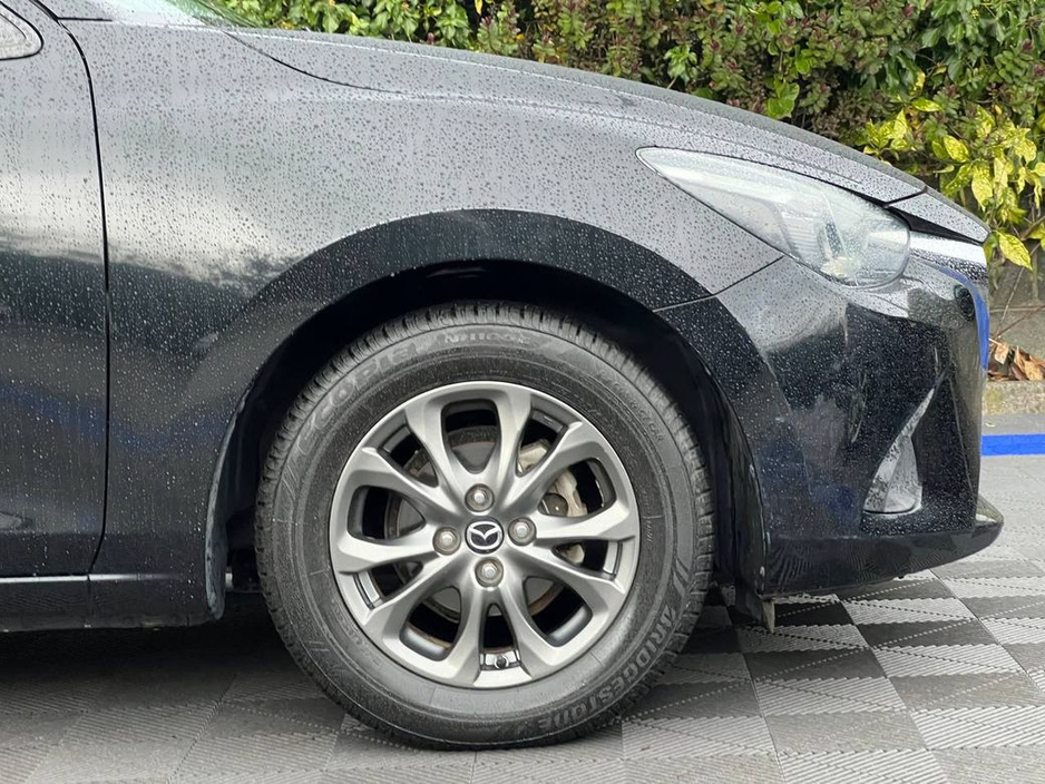 2017 Mazda Demio 1.3 SKYACTIV // HEATED SEATS // HEADS-UP DISPLAY // FULL SERVICE HISTORY €11,950