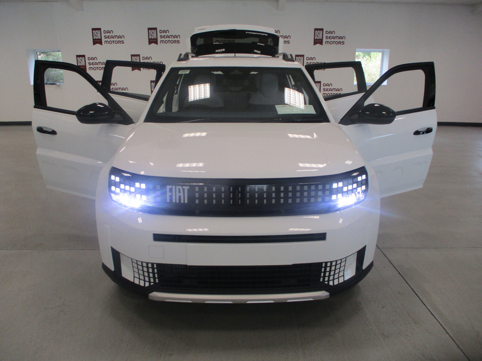 2026 Fiat Grande Panda - image 11