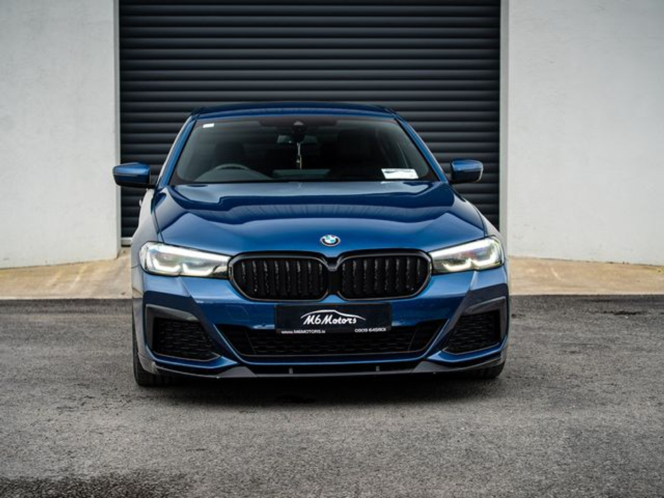 2021 BMW 5 Series - image 2