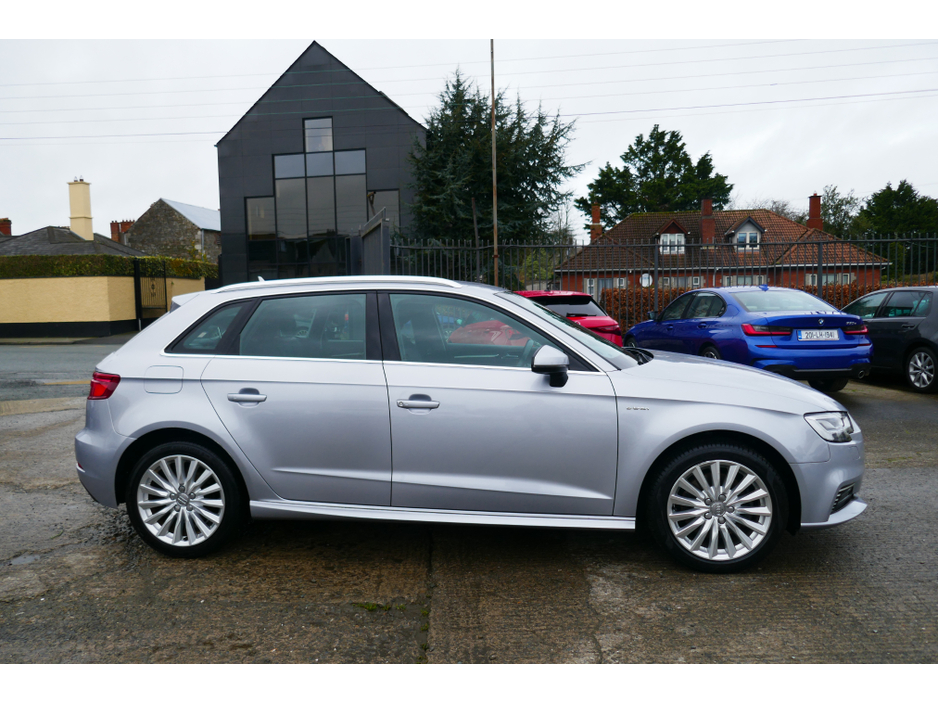 2018 Audi A3 - image 4