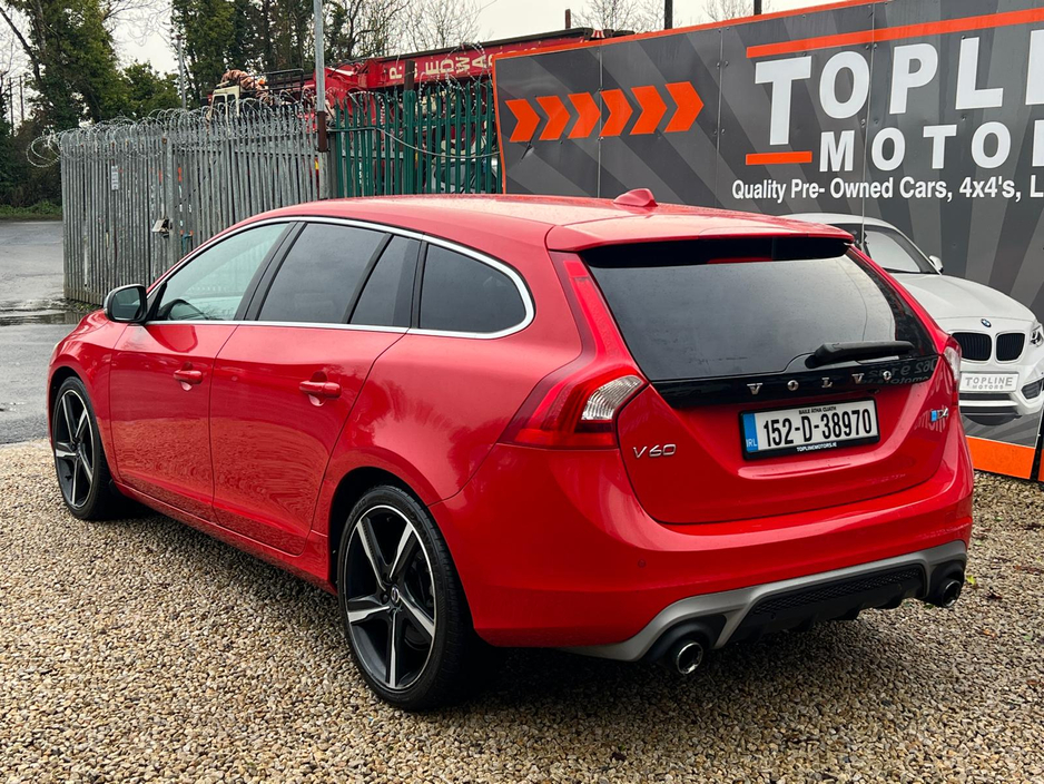 2015 Volvo V60 - image 8