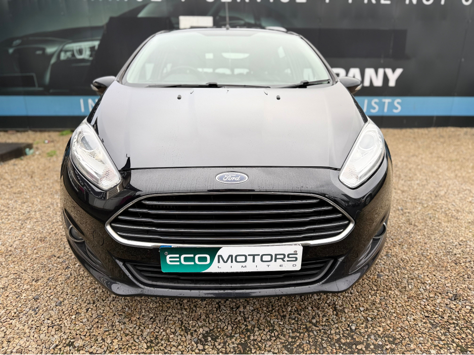 2016 Ford Fiesta ZETEC 1.5 TDCI - EXCELLENT MPGS - LOW MILES - LOW TAX (180 P/A) - NEW NCT TO 01/2028 ! €9,995