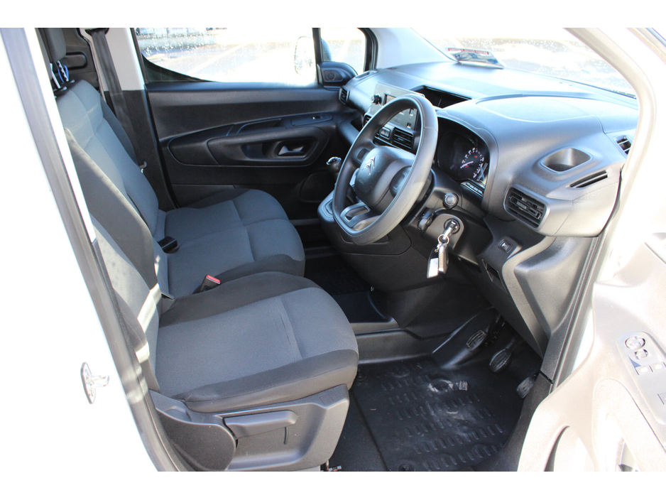 2021 Citroen Berlingo  €13,500