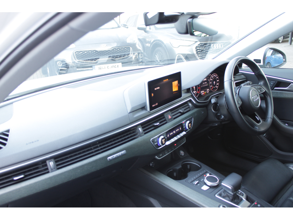 2020 Audi A4 - image 22