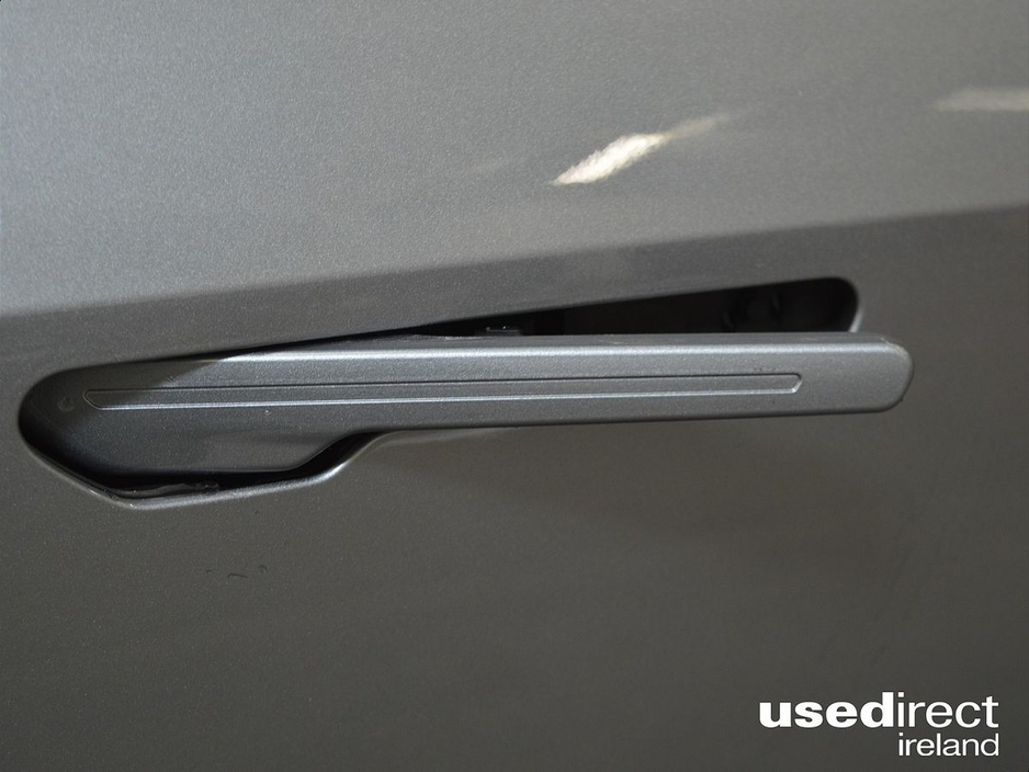 2026 Cadillac Lyriq - image 27