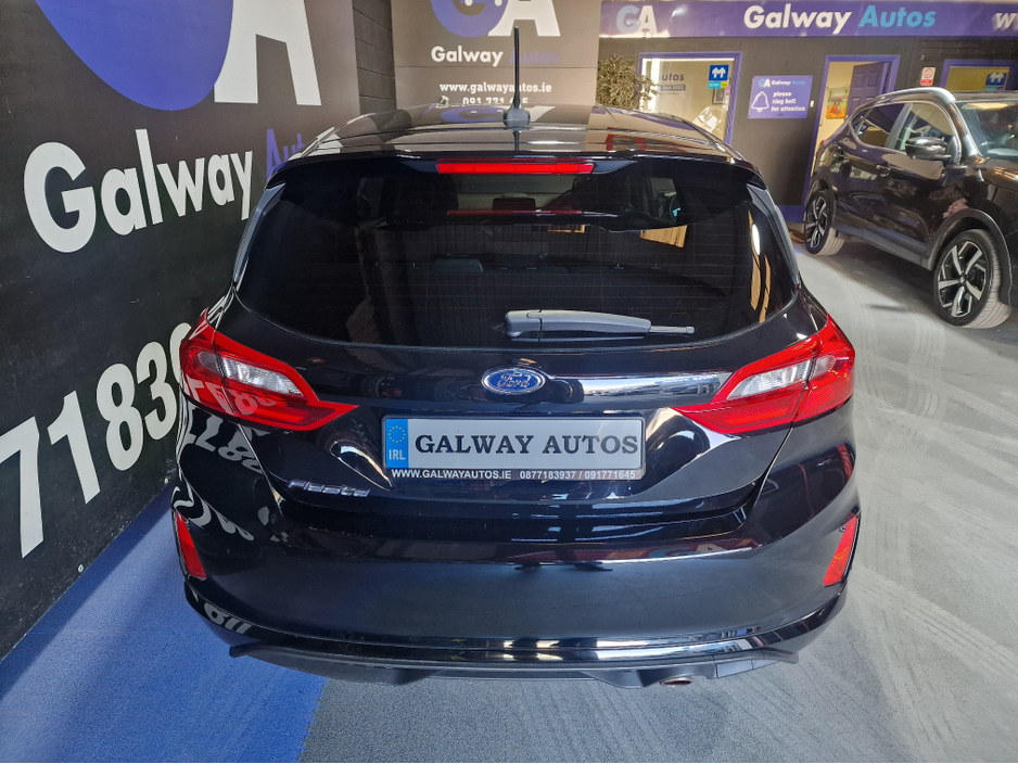 2019 Ford Fiesta - image 8