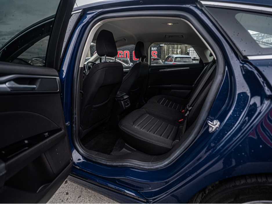 2018 Ford Mondeo - image 30