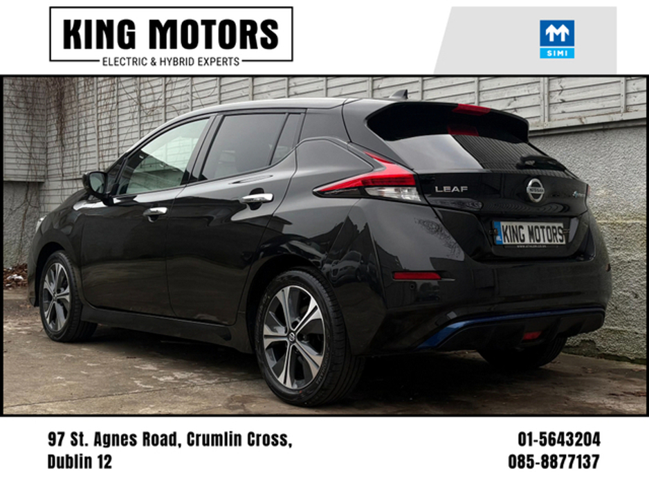 2022 Nissan Leaf - image 6