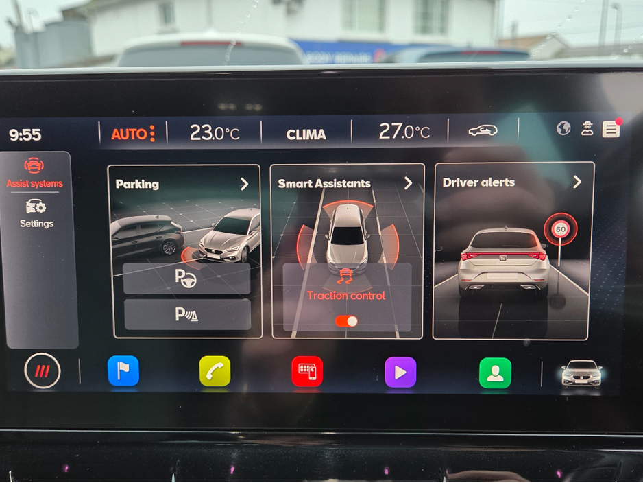 2022 SEAT Leon - image 26