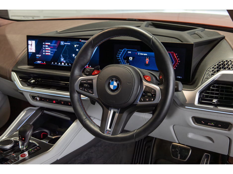 2024 BMW XM 50e €103,950