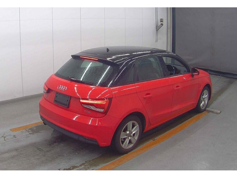 2016 Audi A1 - image 5