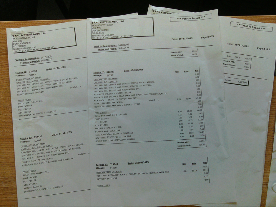 2014 Jaguar XF - image 33