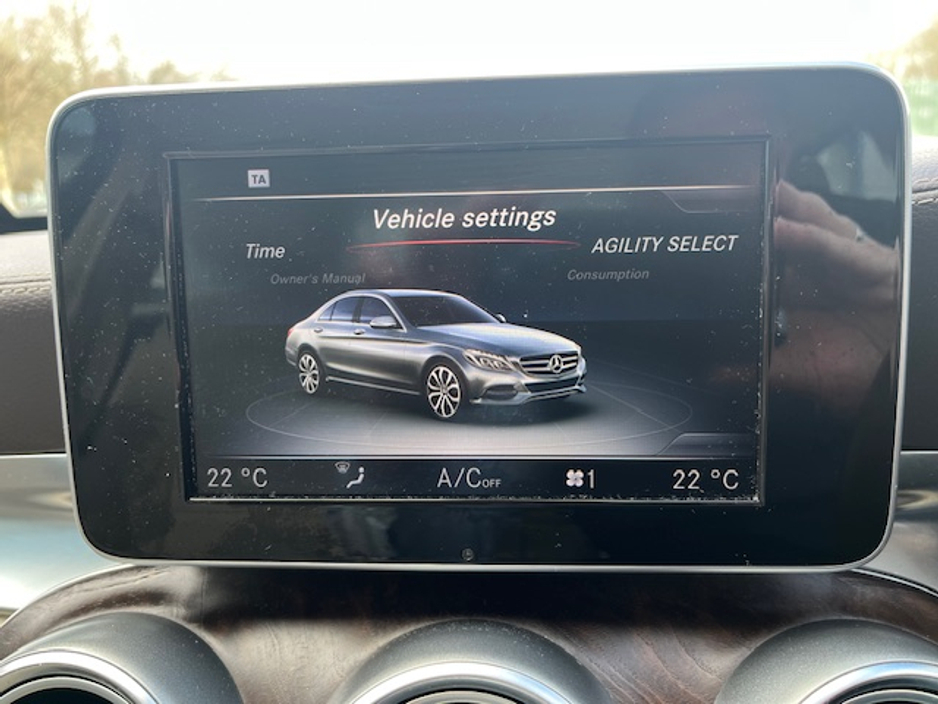 2014 Mercedes-Benz C Class - image 14