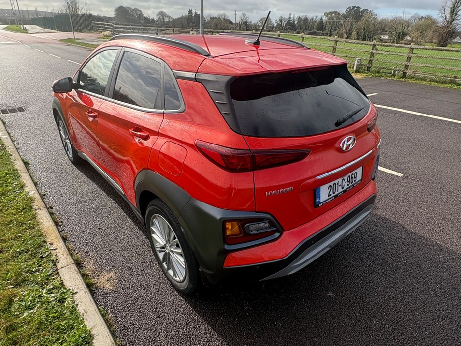 2020 Hyundai Kona Kauai Executive 5DR, Rear Parking Sensors, Air Conditioning, Bluetooth, Multi-Function Steering Wheel, Alloy Wheels, Lane Departure Warning, €21,900