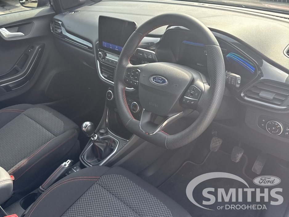 2023 Ford Puma - image 7