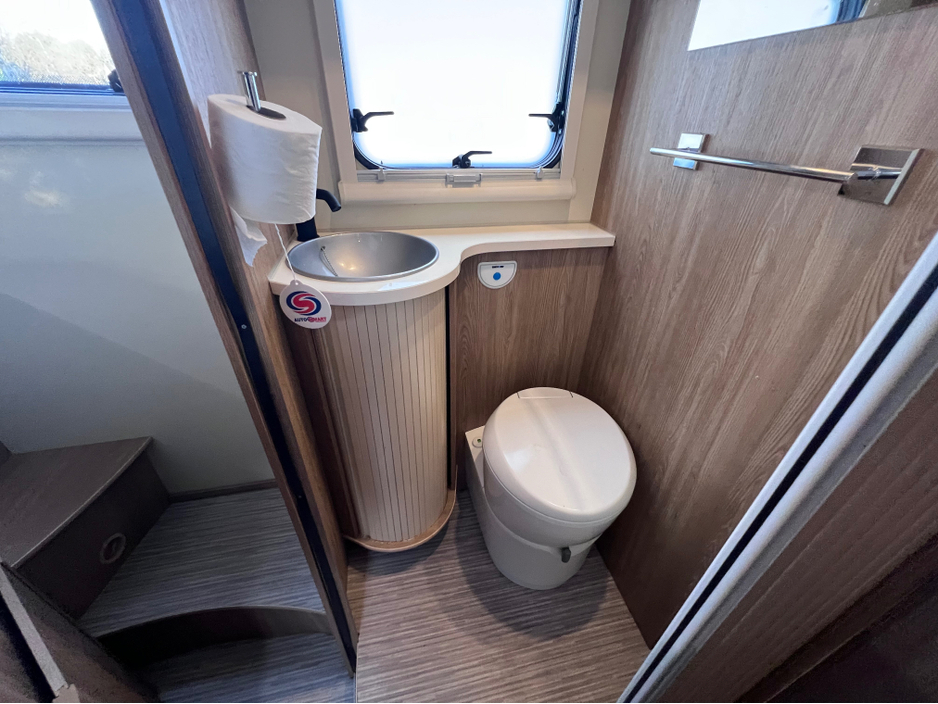 2018 Rimor Europeo SEAL 69 PLUS €56,700