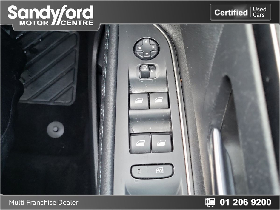 2023 Peugeot 3008 1.2 PureTech ALLURE*FSH* €31,950