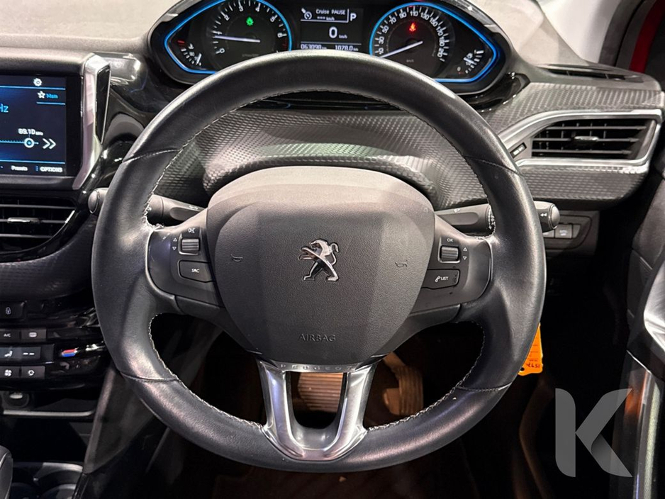 2017 Peugeot 2008 - image 13